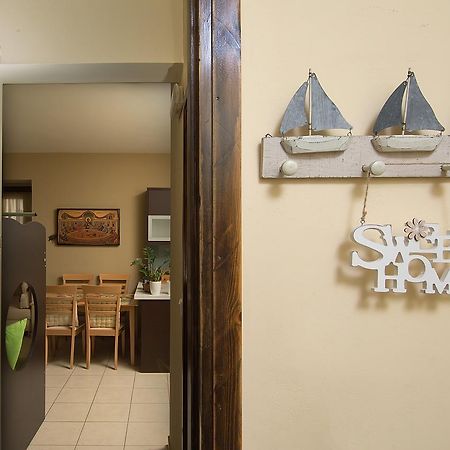 Home Suites Herszonisszosz Kültér fotó