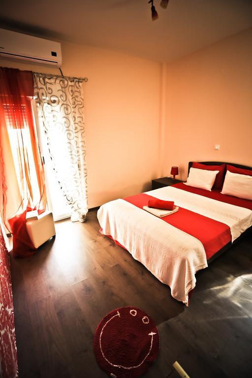 Home Suites Herszonisszosz Szoba fotó