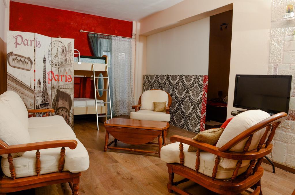 Home Suites Herszonisszosz Kültér fotó