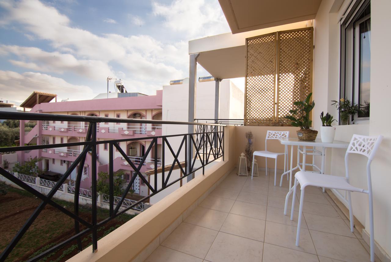 Home Suites Herszonisszosz Kültér fotó
