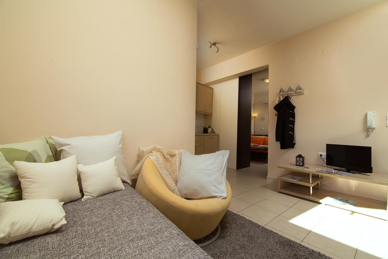 Home Suites Herszonisszosz Kültér fotó