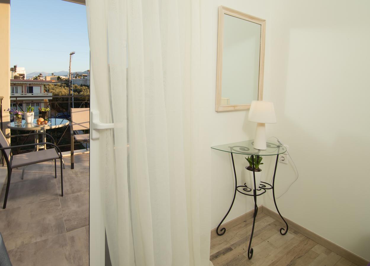 Home Suites Herszonisszosz Kültér fotó