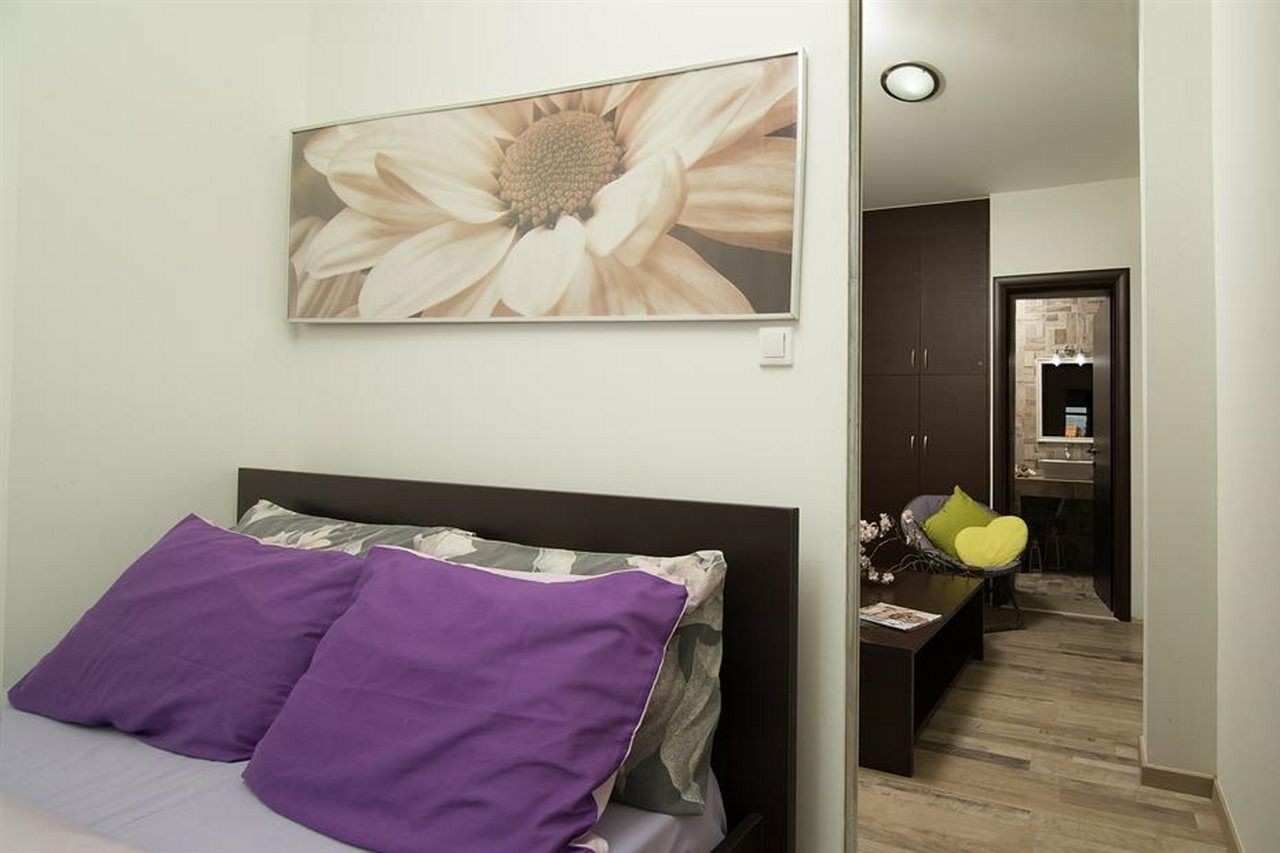 Home Suites Herszonisszosz Kültér fotó